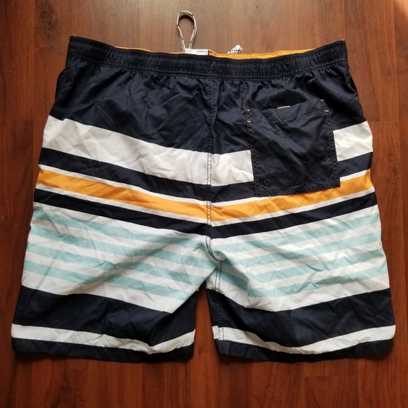 NWOT Merona Men Swim Trunks (run big) - Picture 4 of 5